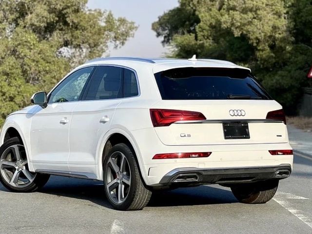 Audi Q5 - фото 4