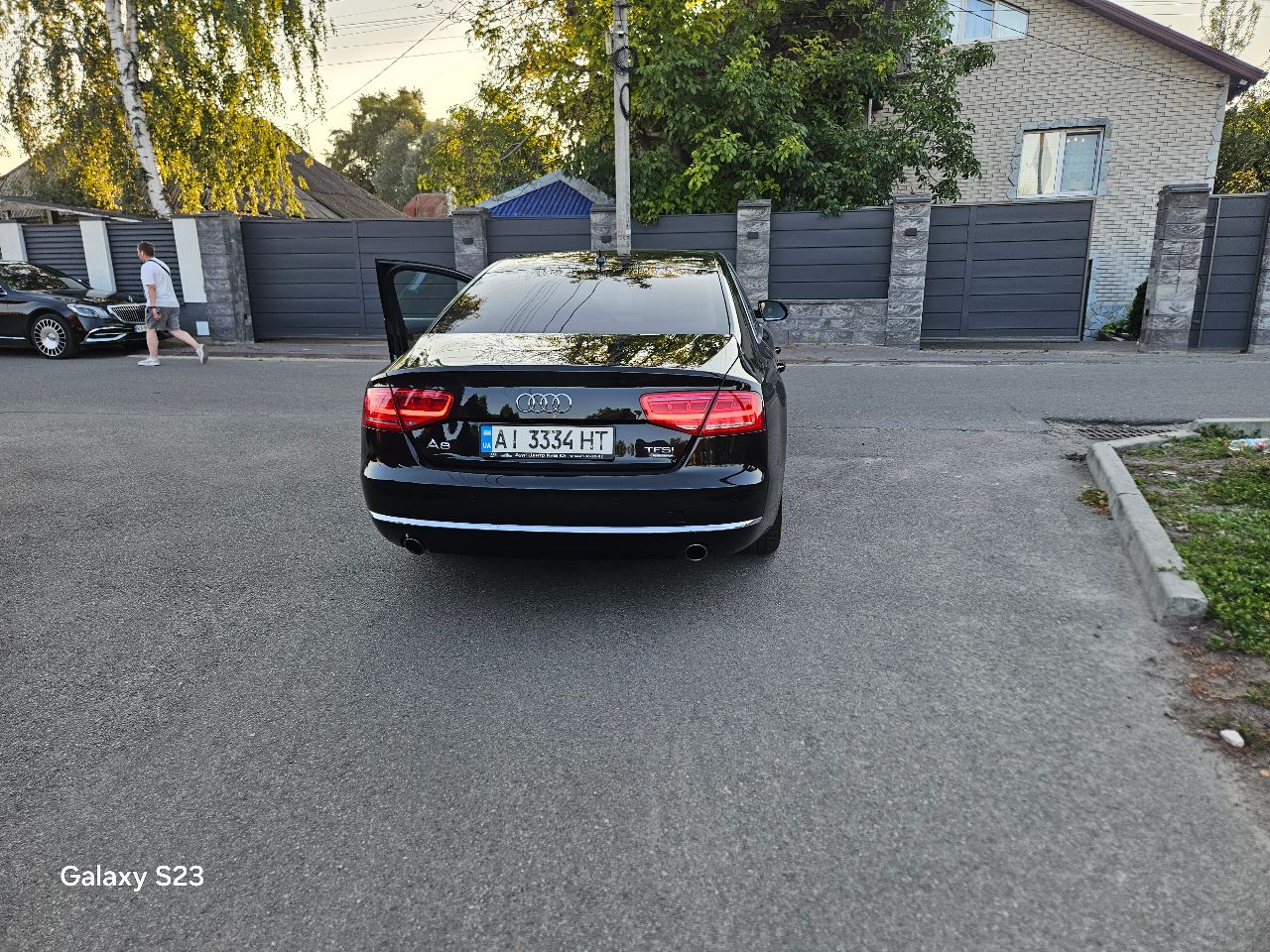 Audi A8 - фото 6
