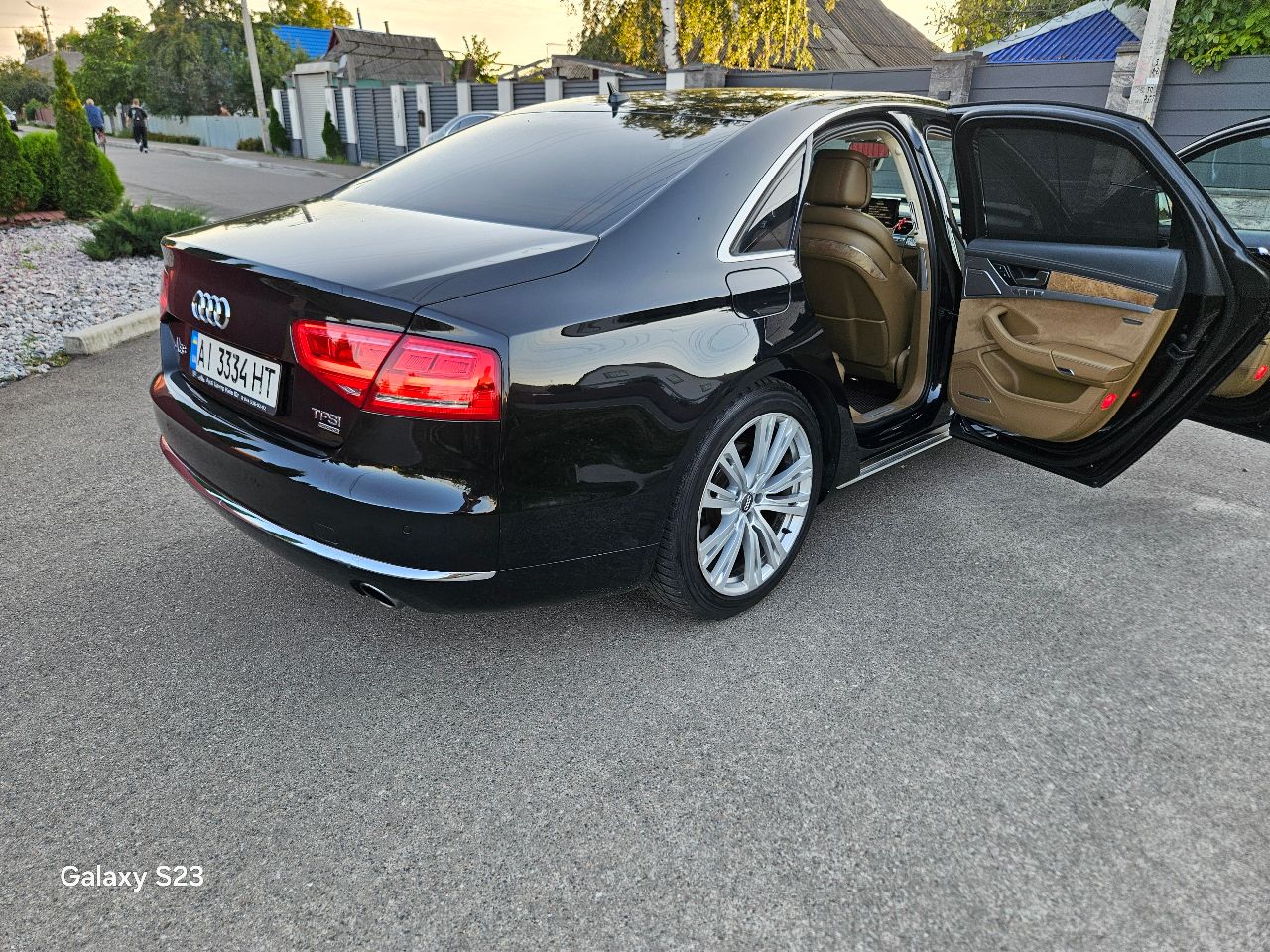 Audi A8 - фото 25