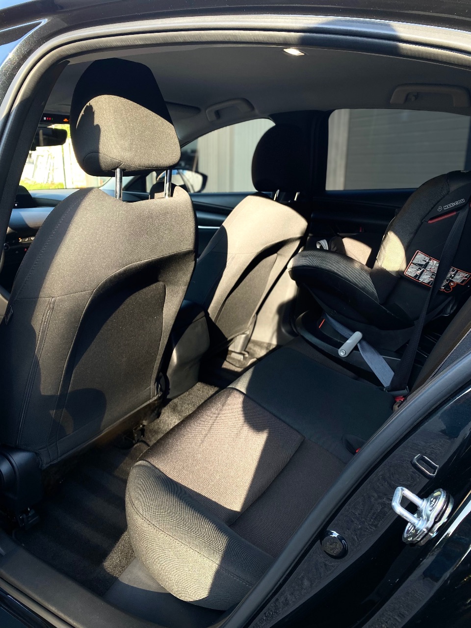 Mazda 3 - фото 14