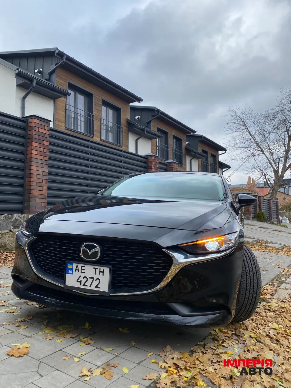 Mazda 3 - фото 4