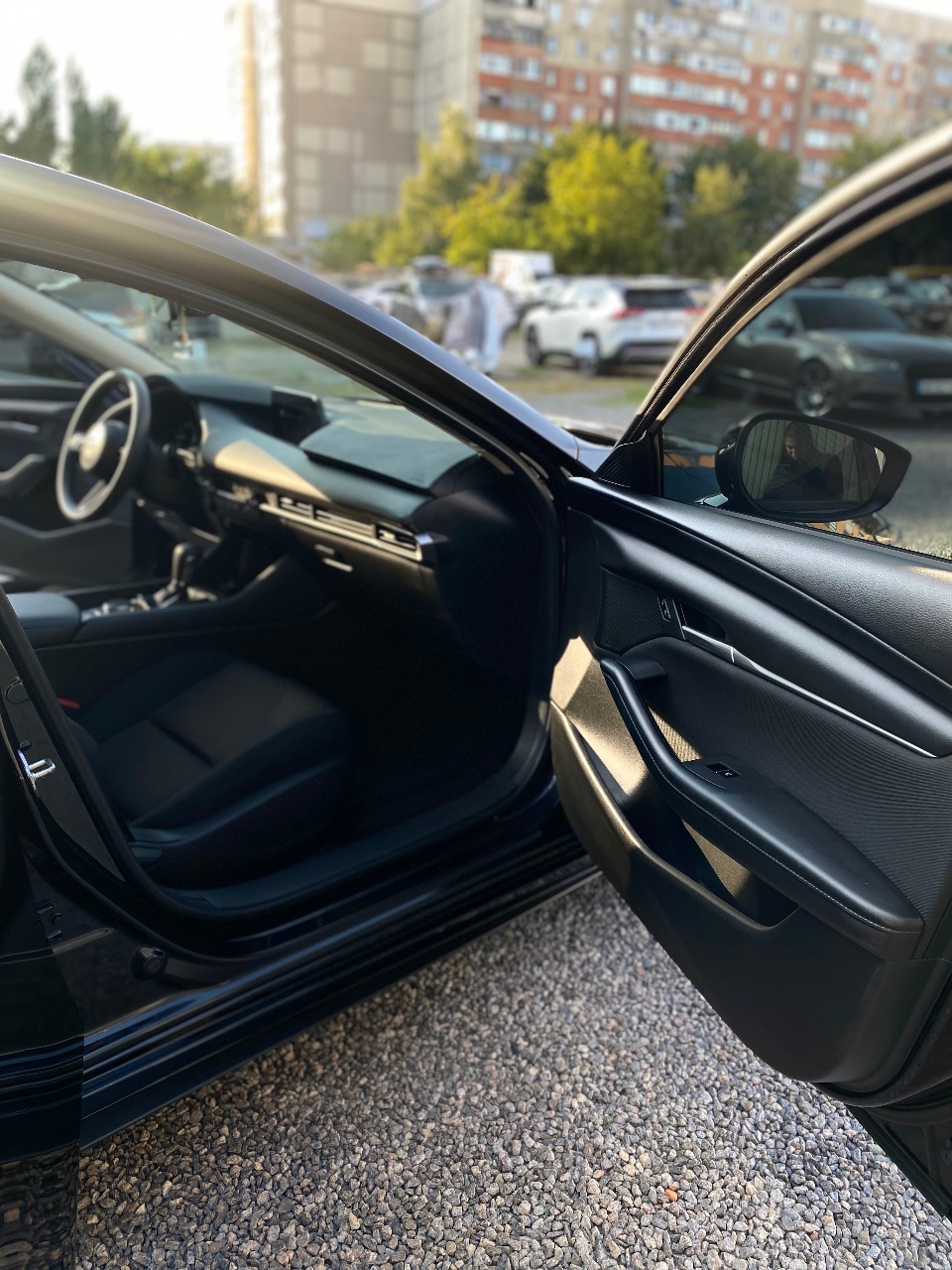 Mazda 3 - фото 16