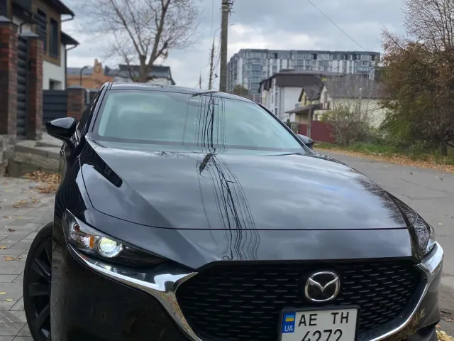 Mazda 3 - фото 5