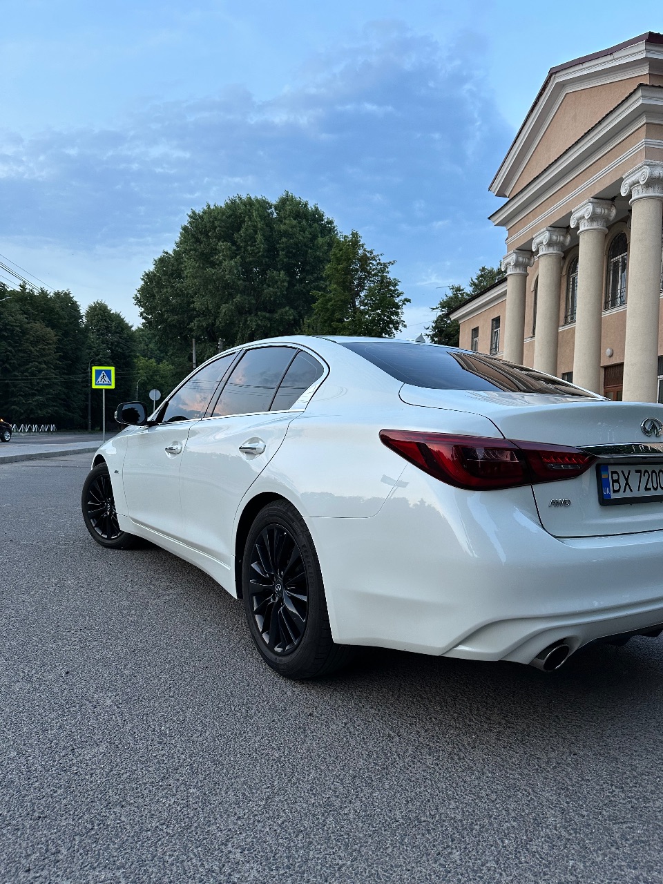 Infiniti Q50 - фото 18