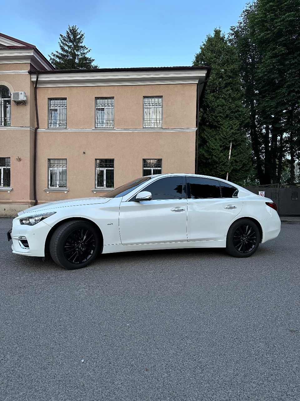 Infiniti Q50 - фото 14