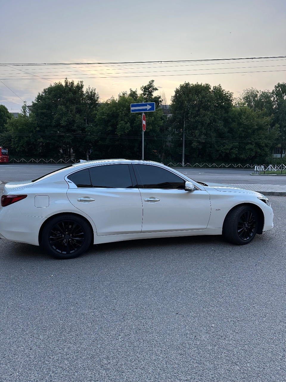 Infiniti Q50 - фото 3