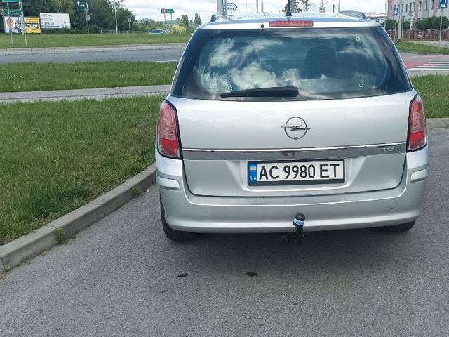 Opel Astra - фото 5
