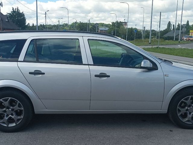 Opel Astra - фото 4