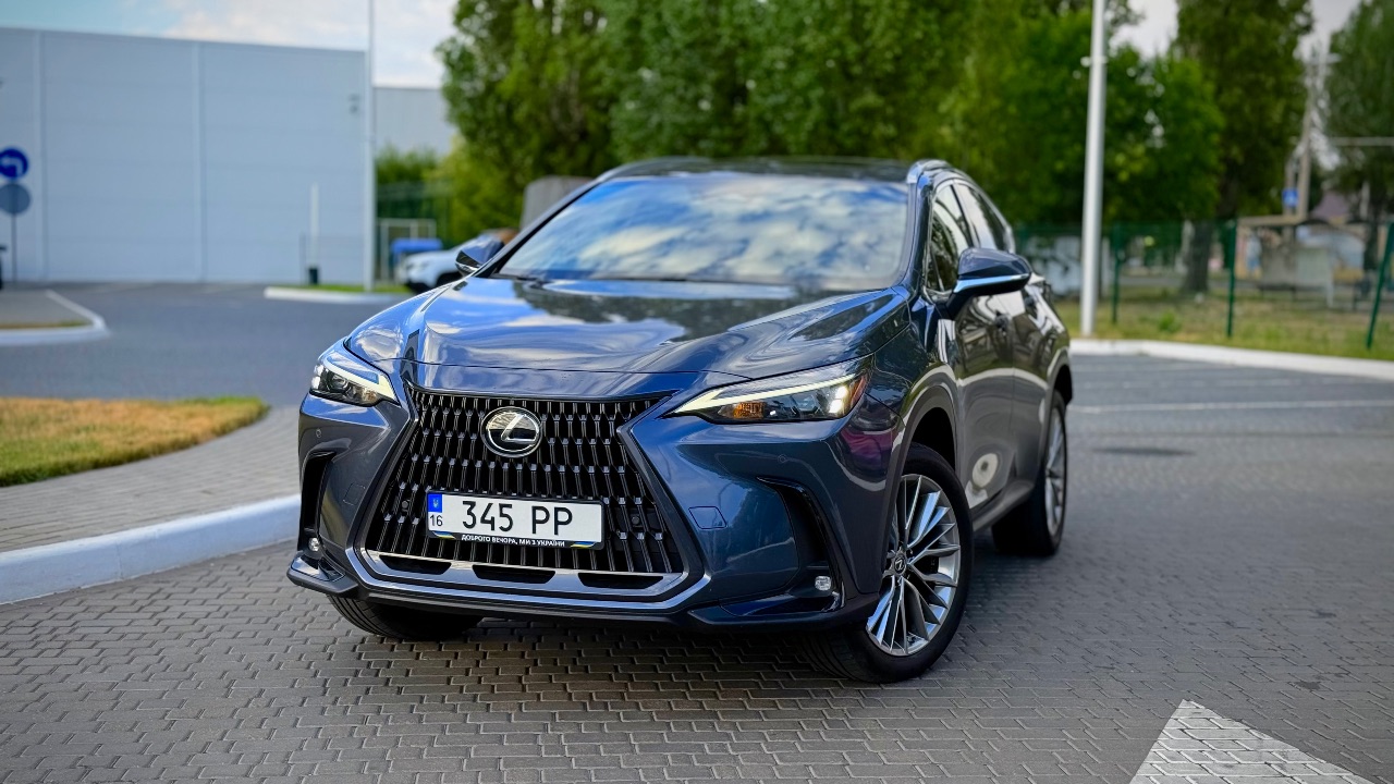 Lexus NX - фото 2