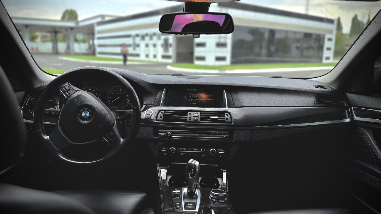 BMW 5 серії - фото 8