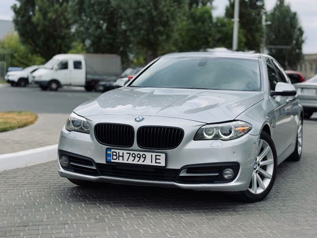 BMW 5 серії - фото 1