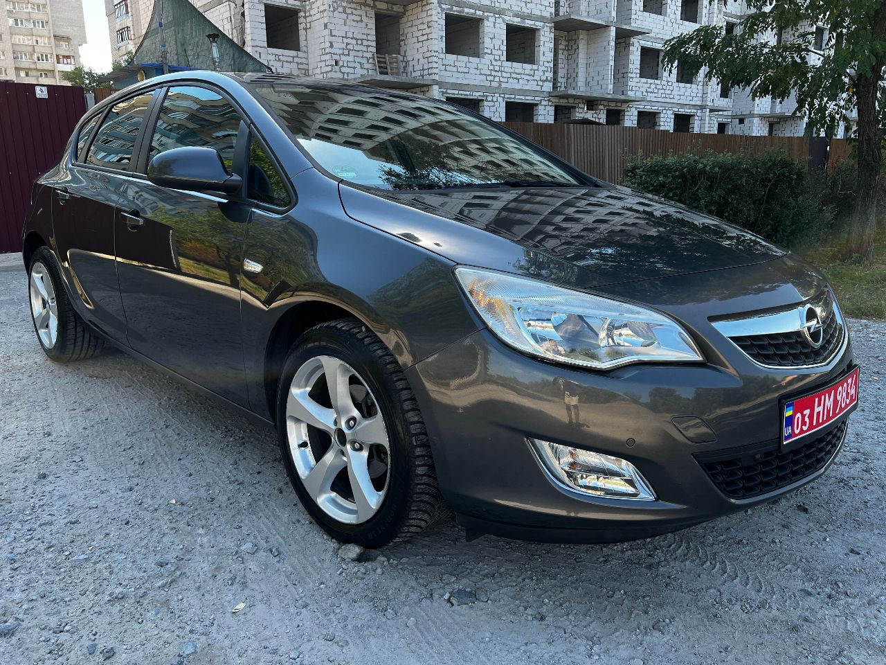 Opel Astra - фото 1
