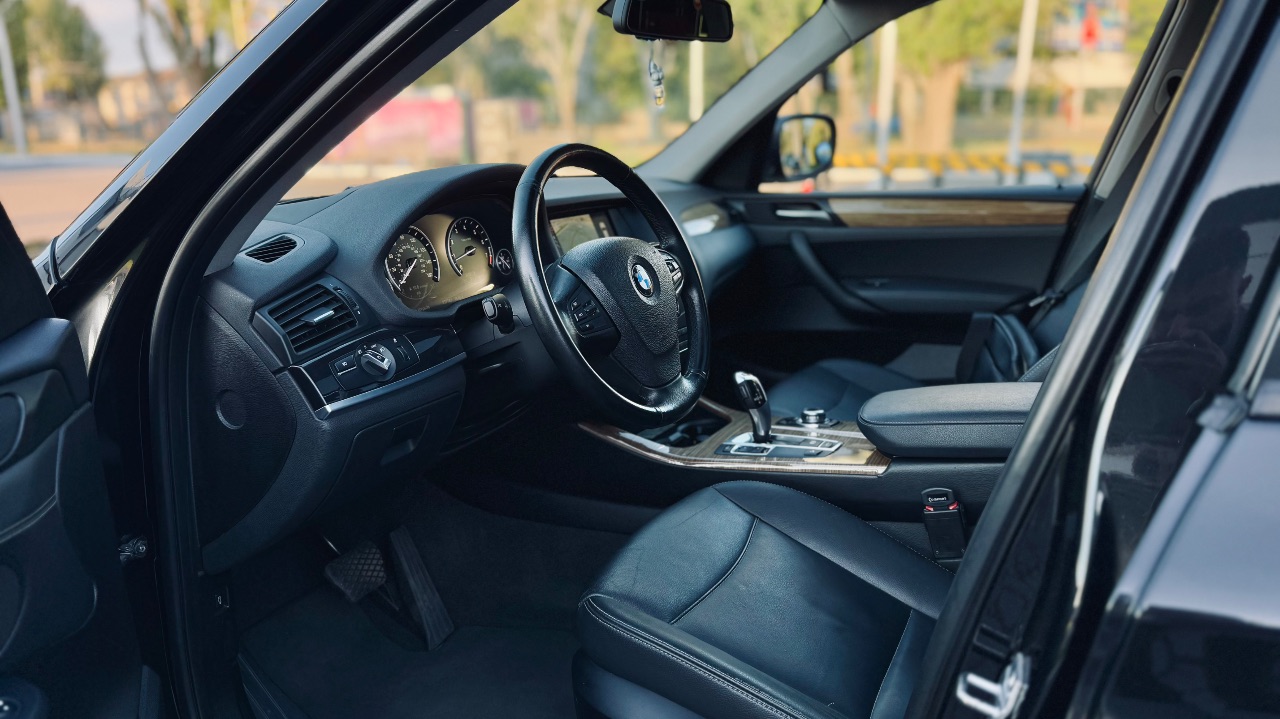 BMW X3 - фото 11