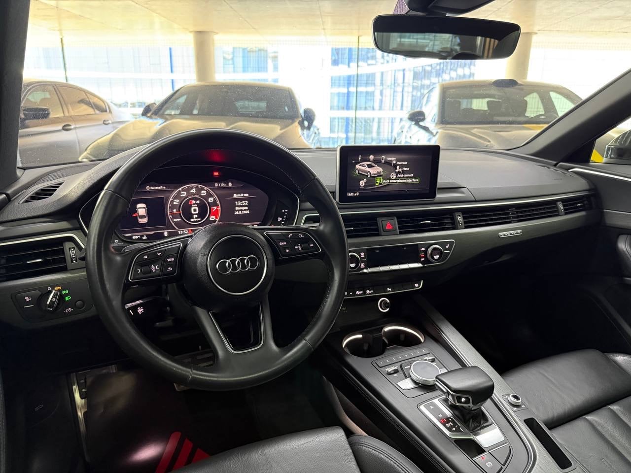 Audi A4 - фото 8