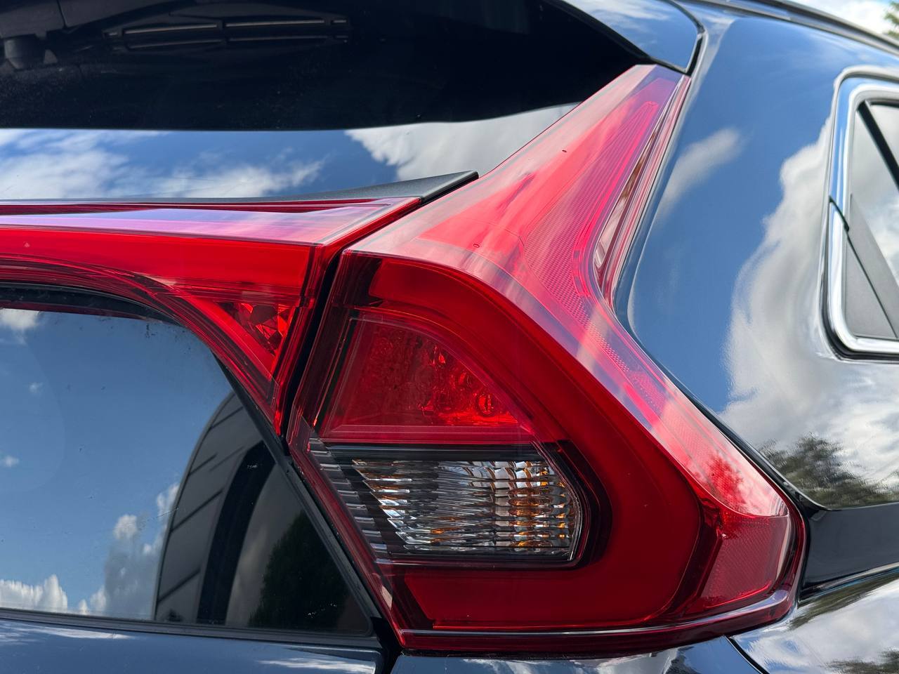 Mitsubishi Eclipse Cross - фото 8