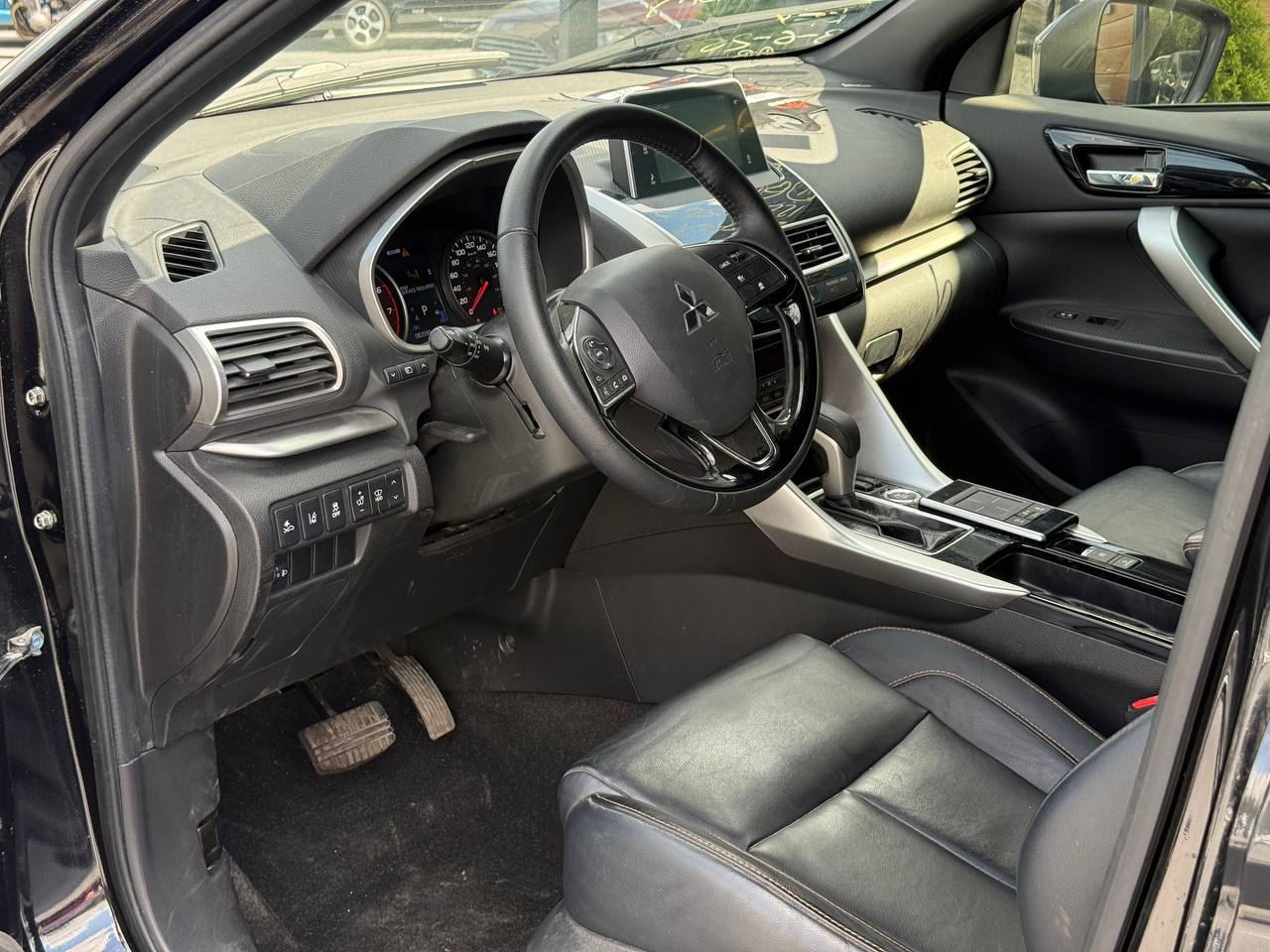 Mitsubishi Eclipse Cross - фото 15