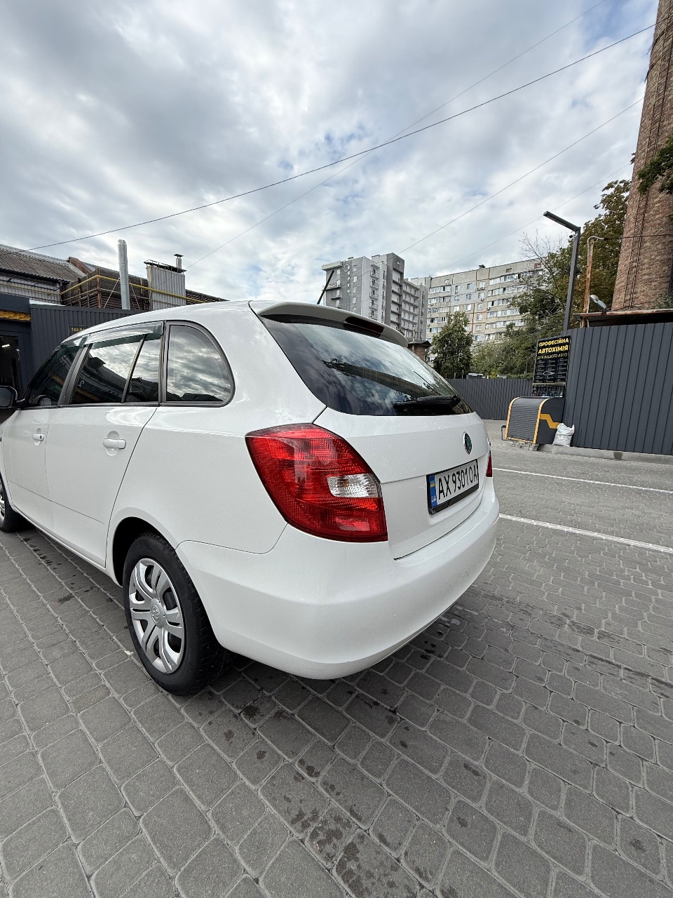 Skoda Fabia - фото 5