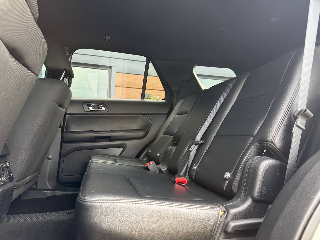 Ford Explorer - фото 44