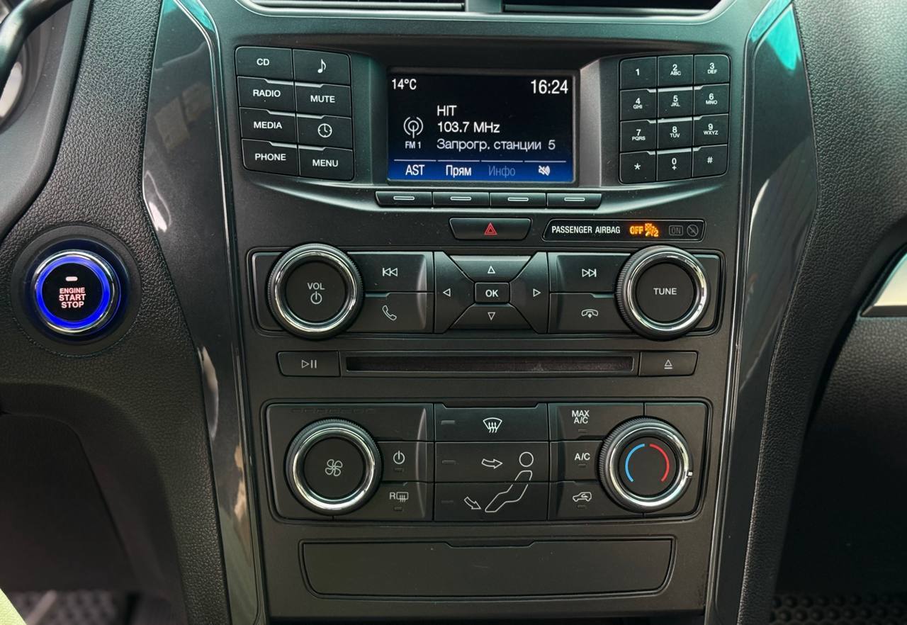 Ford Explorer - фото 30