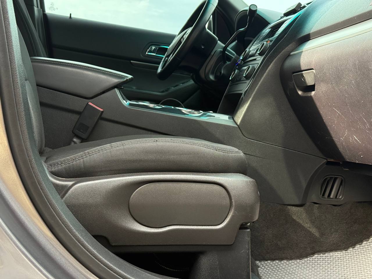 Ford Explorer - фото 57