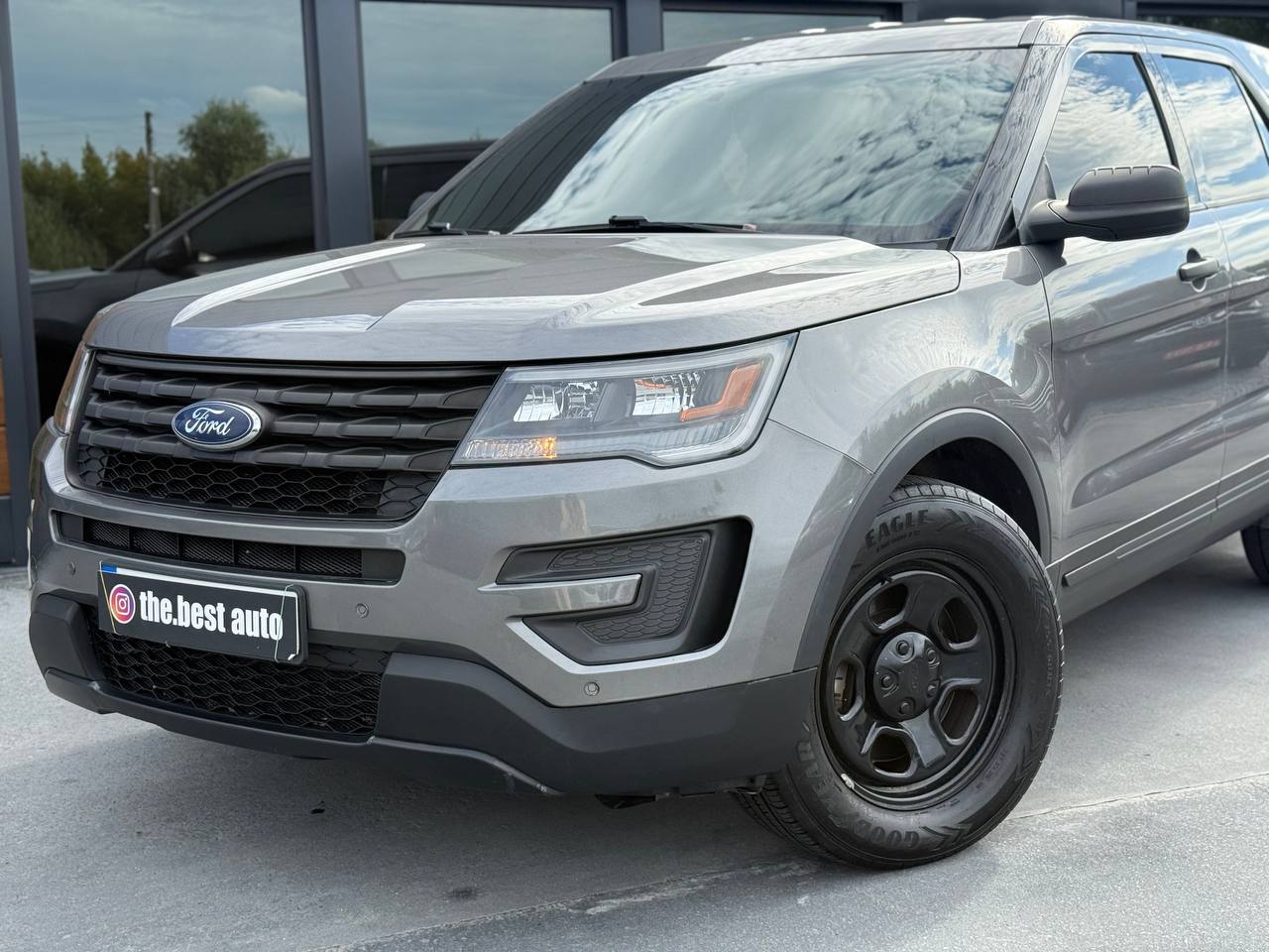 Ford Explorer - фото 5