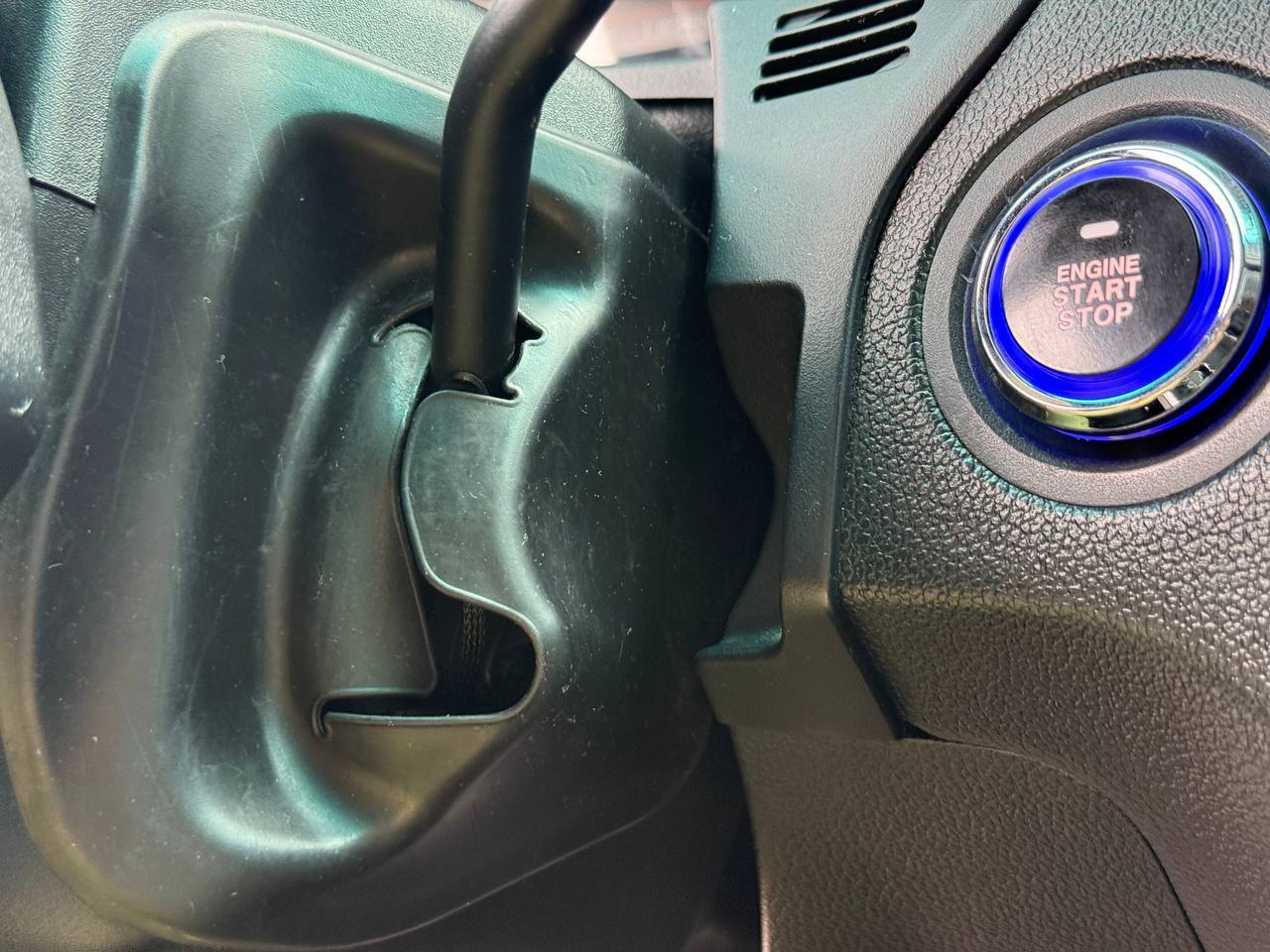 Ford Explorer - фото 38