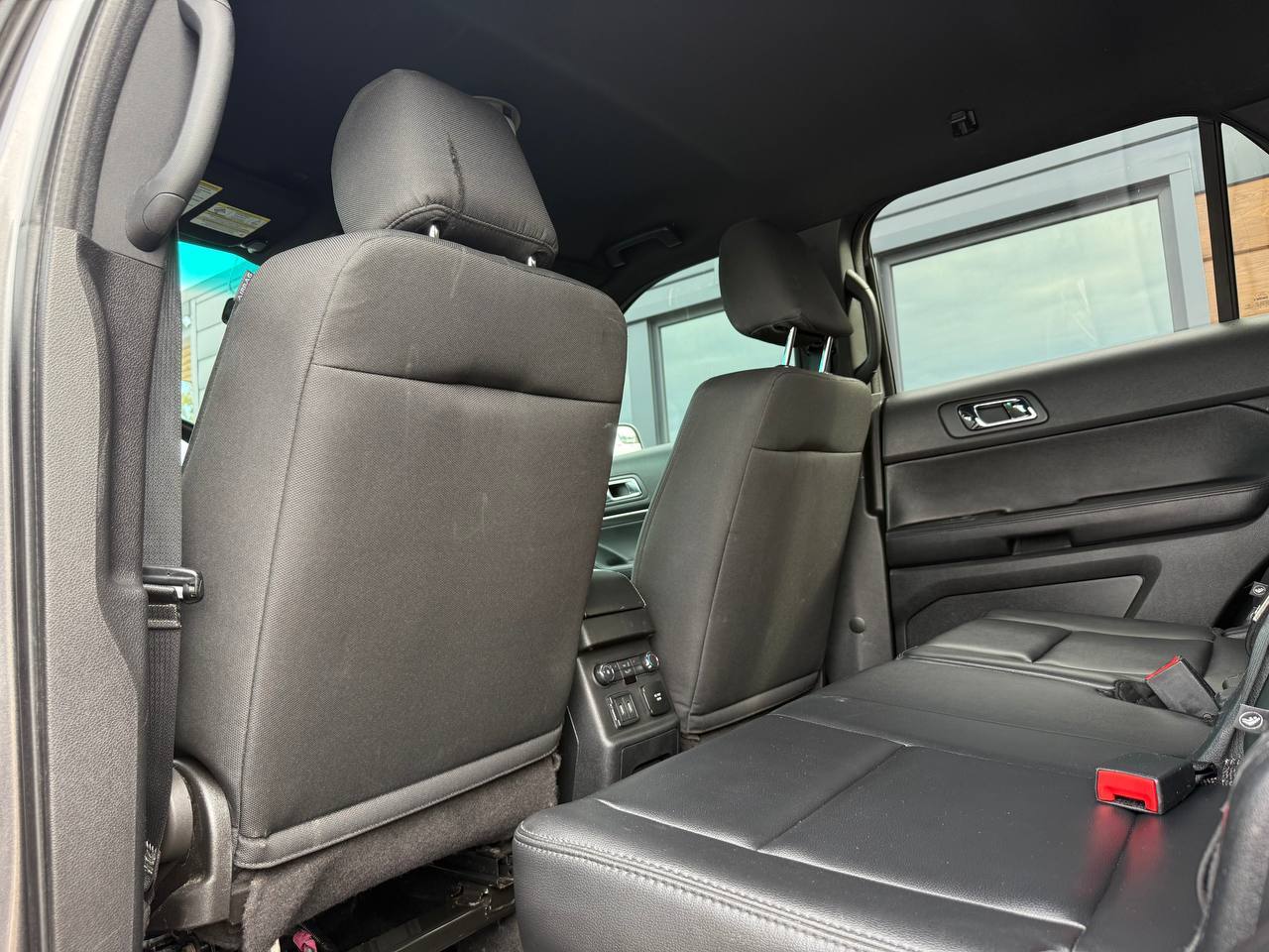 Ford Explorer - фото 43