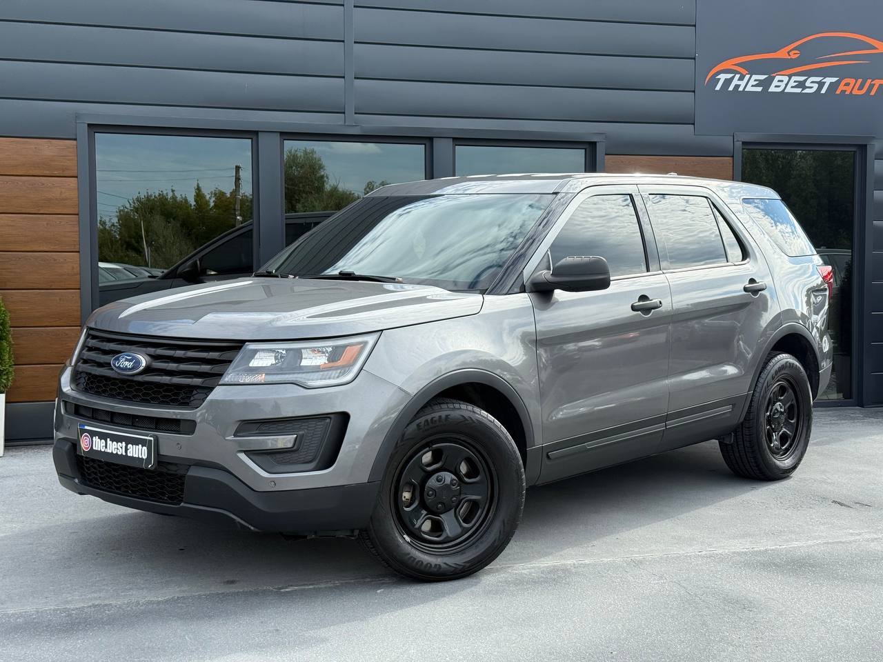 Ford Explorer - фото 3