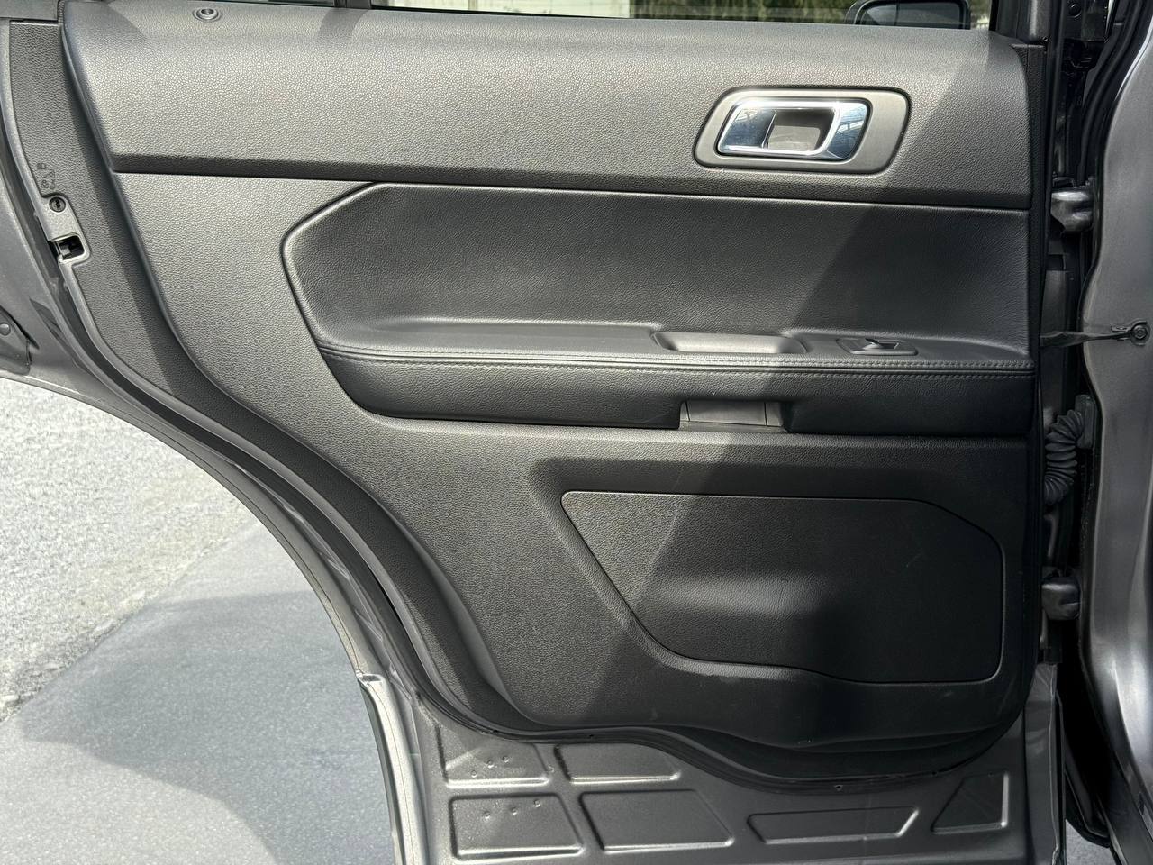 Ford Explorer - фото 40