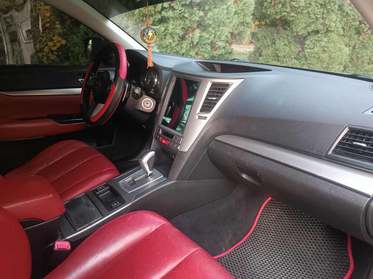 Subaru Outback - фото 2