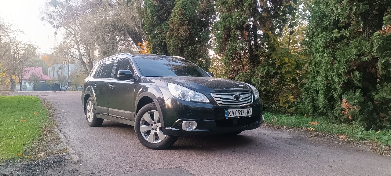 Subaru Outback - фото 1
