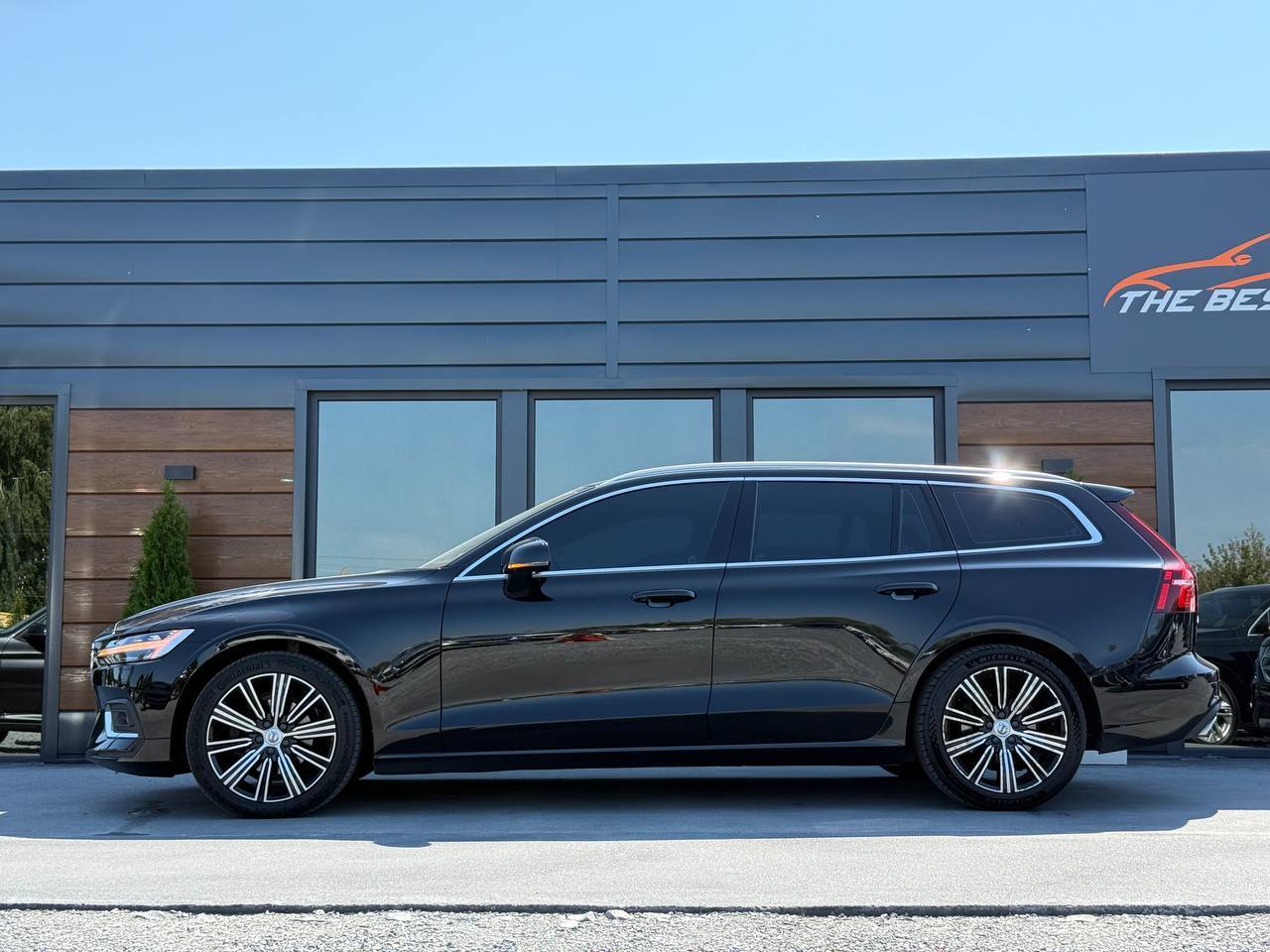 Volvo V60 - фото 6