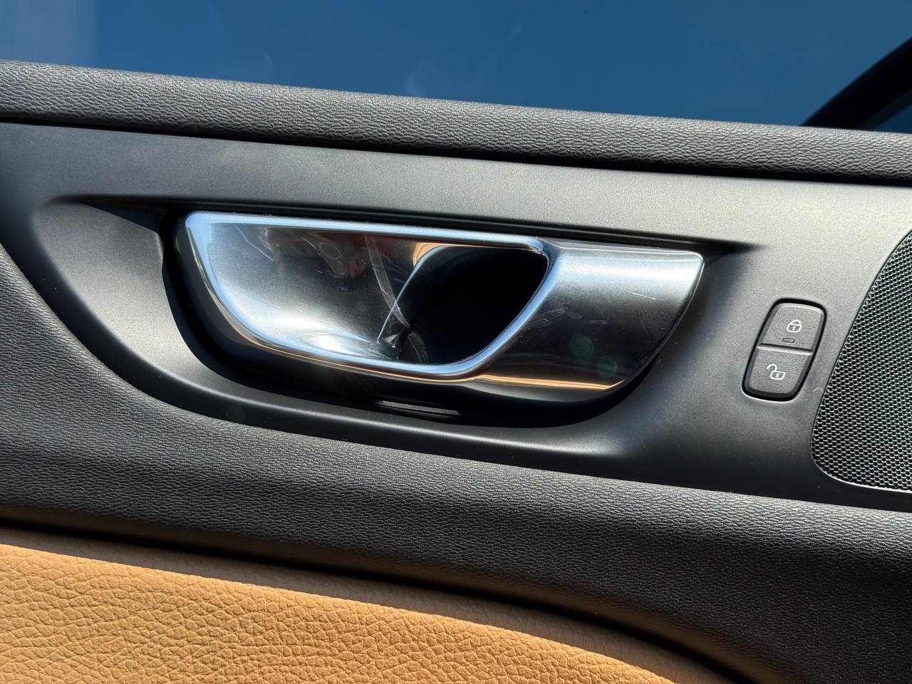 Volvo V60 - фото 20