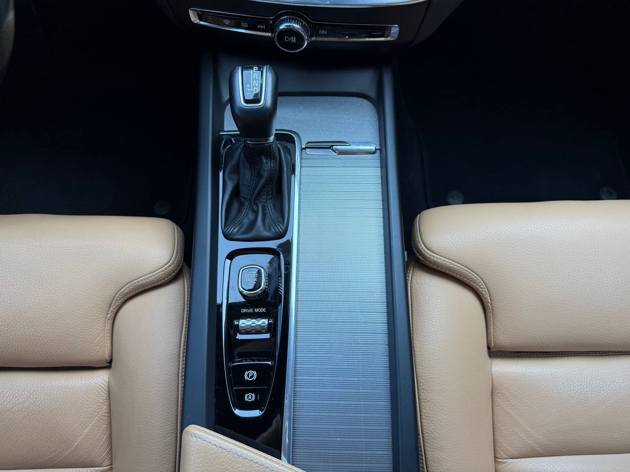 Volvo V60 - фото 52