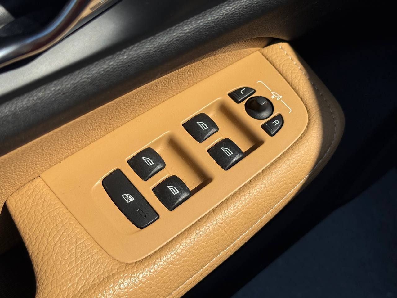 Volvo V60 - фото 19