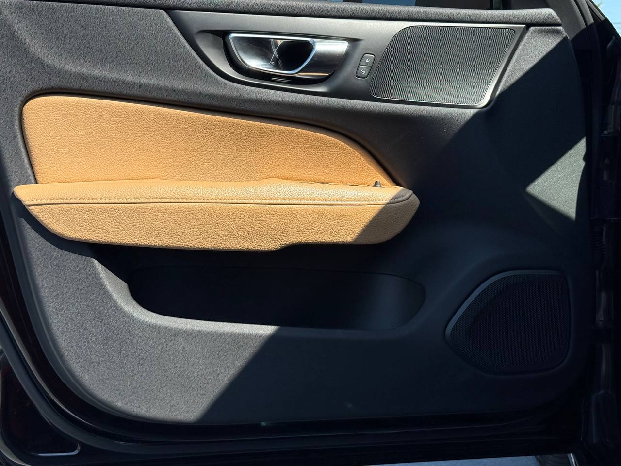 Volvo V60 - фото 18