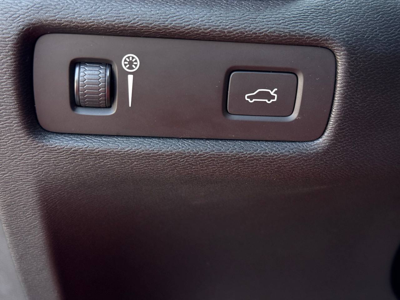 Volvo V60 - фото 28