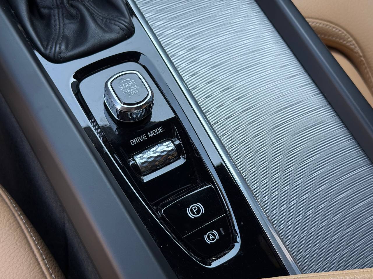 Volvo V60 - фото 40