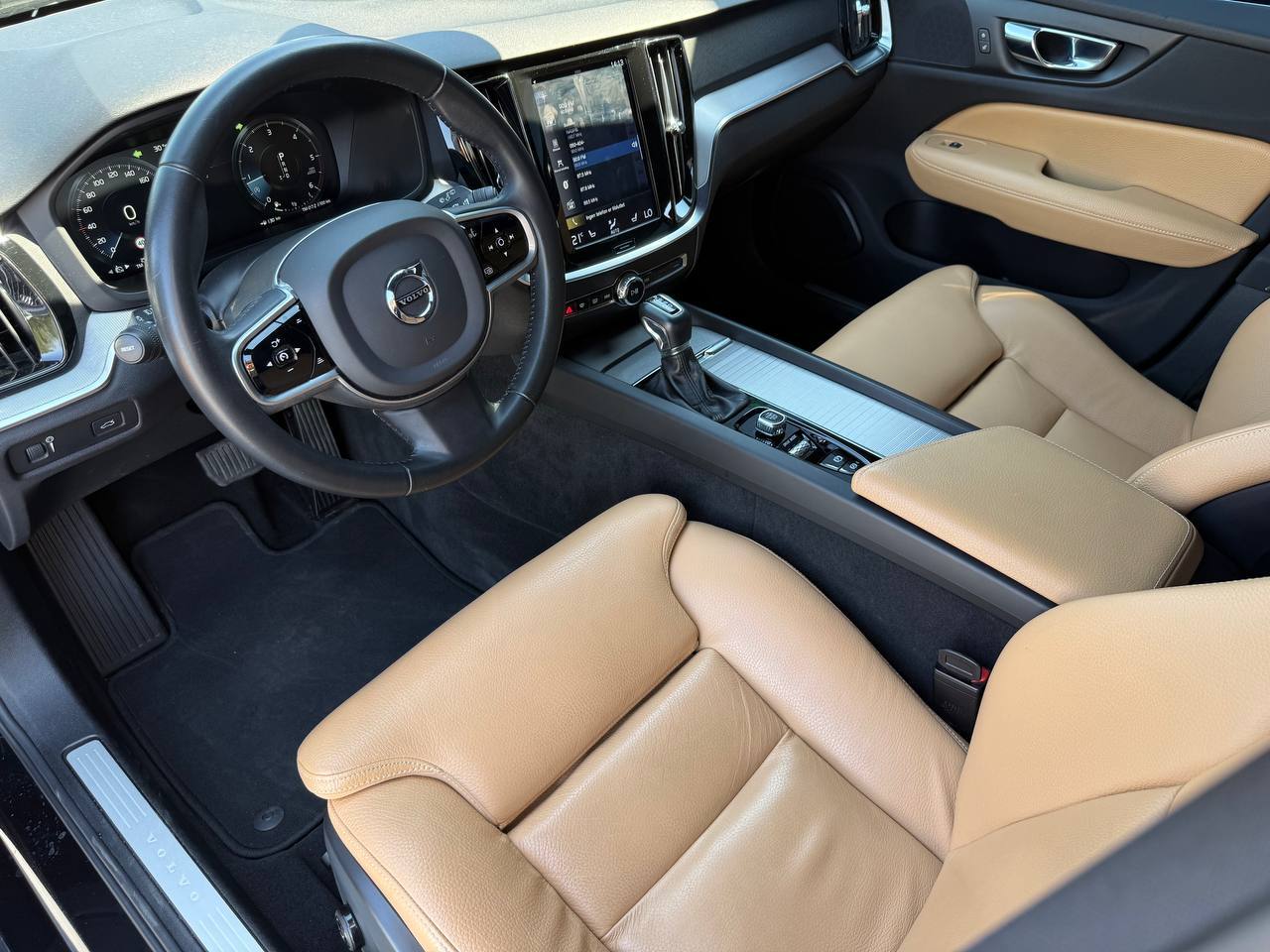 Volvo V60 - фото 24