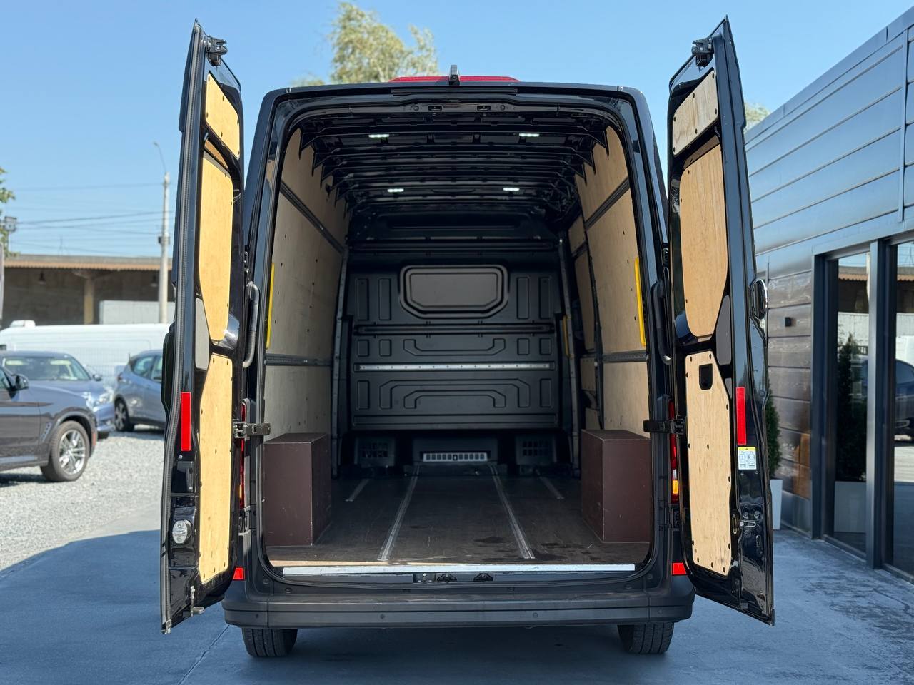 Volkswagen Transporter - фото 30