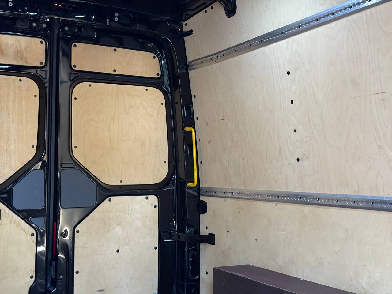 Volkswagen Transporter - фото 43