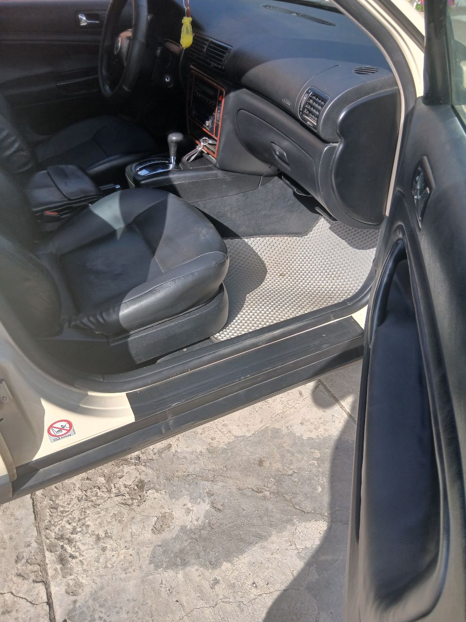 Volkswagen Passat - фото 13