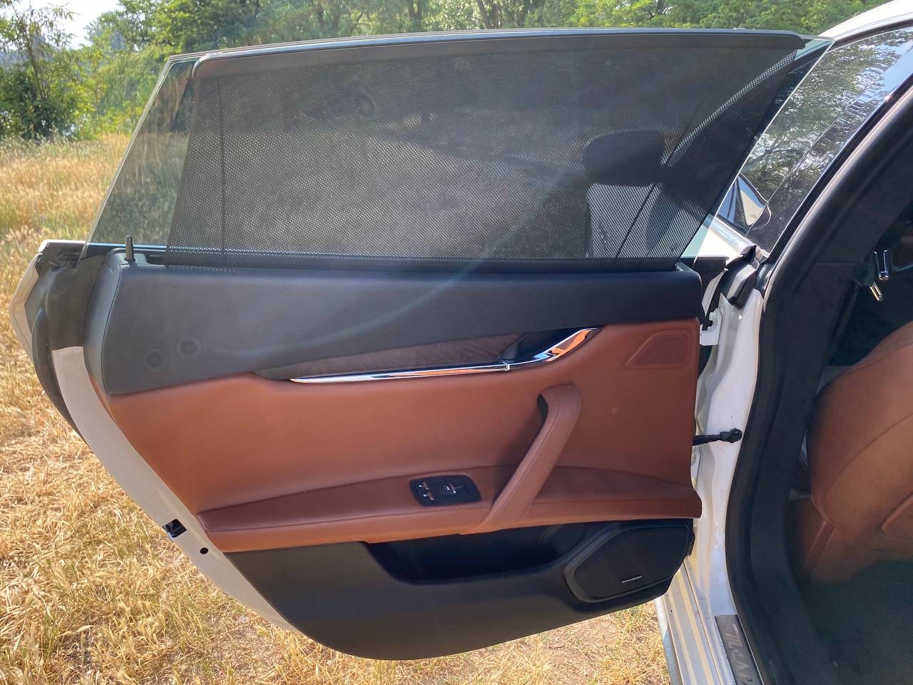 Maserati Quattroporte - фото 17