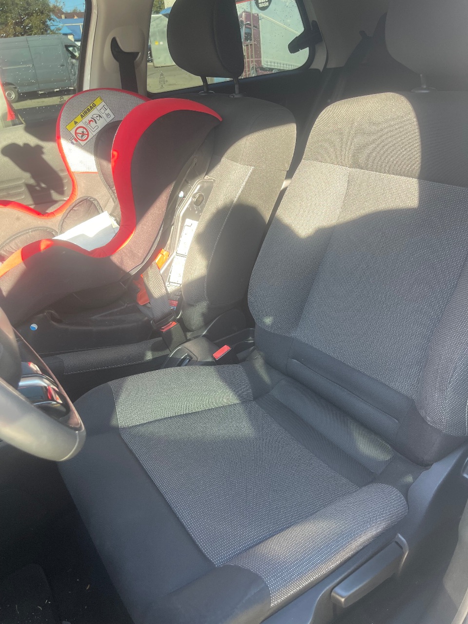 Citroen C4 Cactus - фото 14