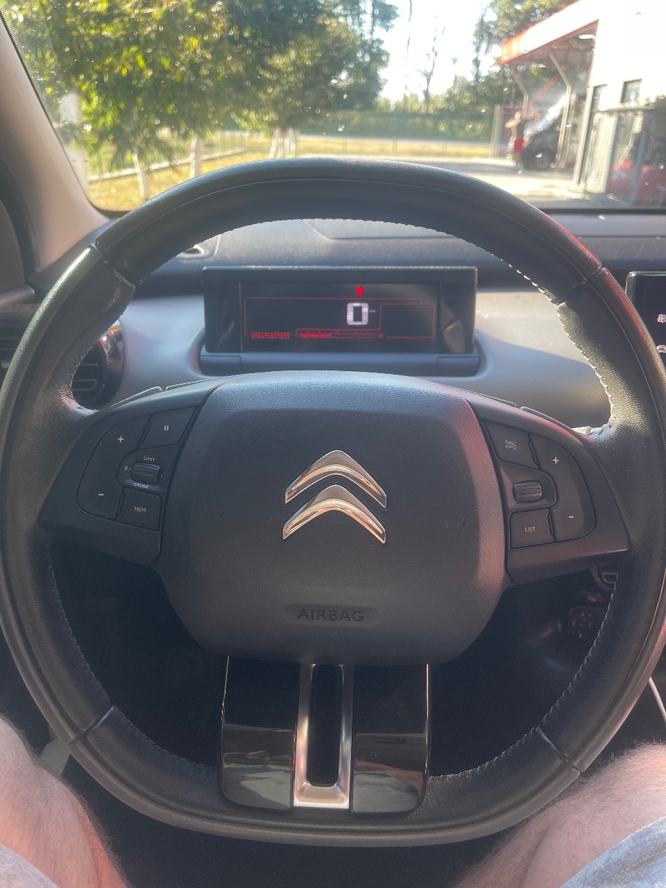 Citroen C4 Cactus - фото 15