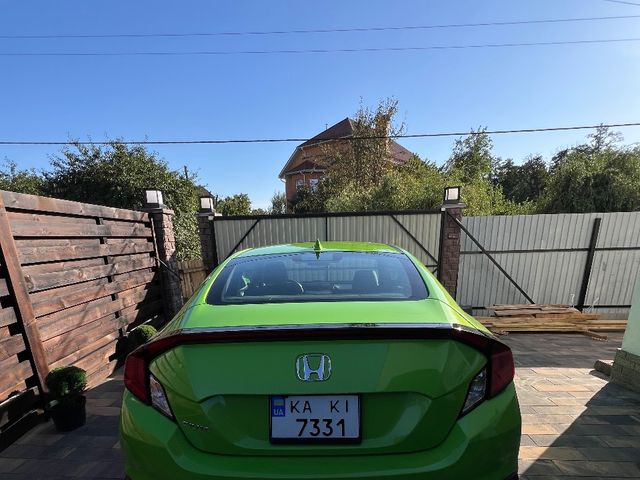 Honda Civic - фото 1