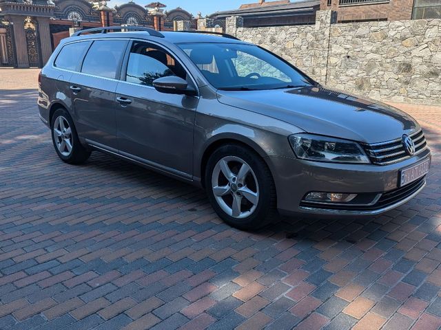 Volkswagen Passat 2011, Новоград-Волинський, $9 150 - зображення 5