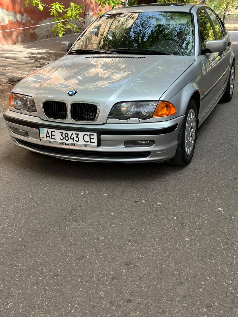 BMW 3 серії - фото 1