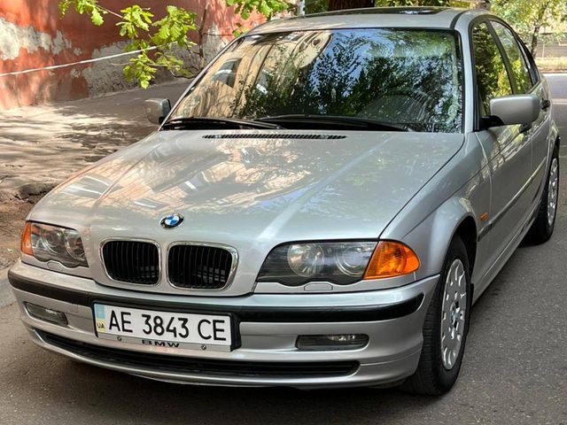 BMW 3 серії - зображення 1
