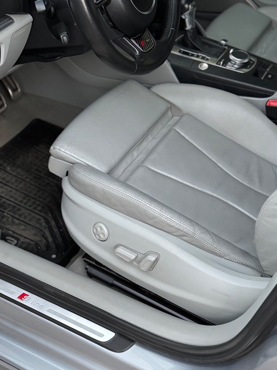 Audi A3 - фото 10